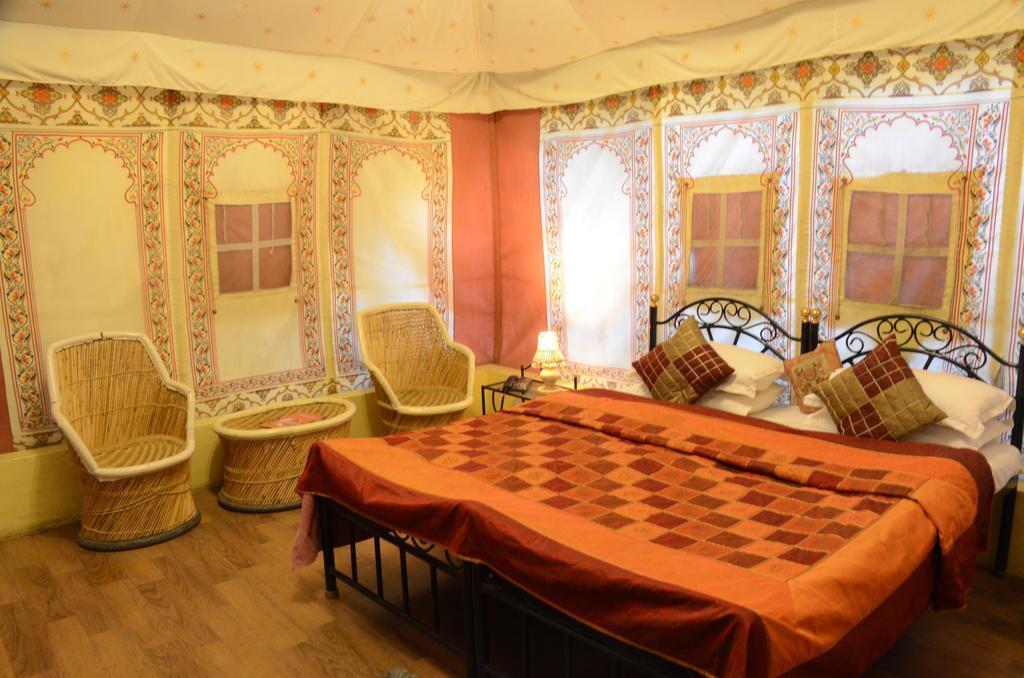 The Aravali Tent Resort Удайпур Номер фото