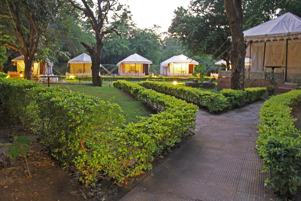 The Aravali Tent Resort Удайпур Екстер'єр фото